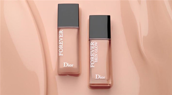 dior锁妆恒久无痕粉底液测评,拍照一秒钟修图两小时