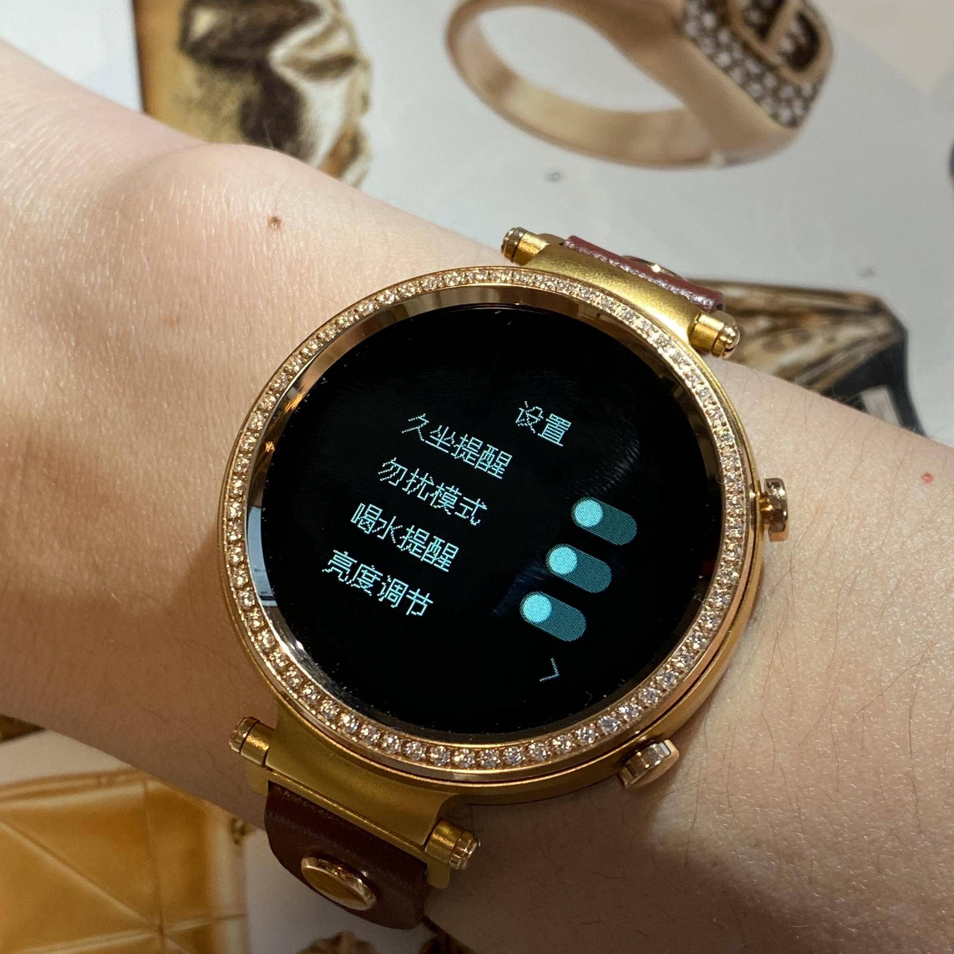 jeep智能小红表怎么样,jeep智能白色表