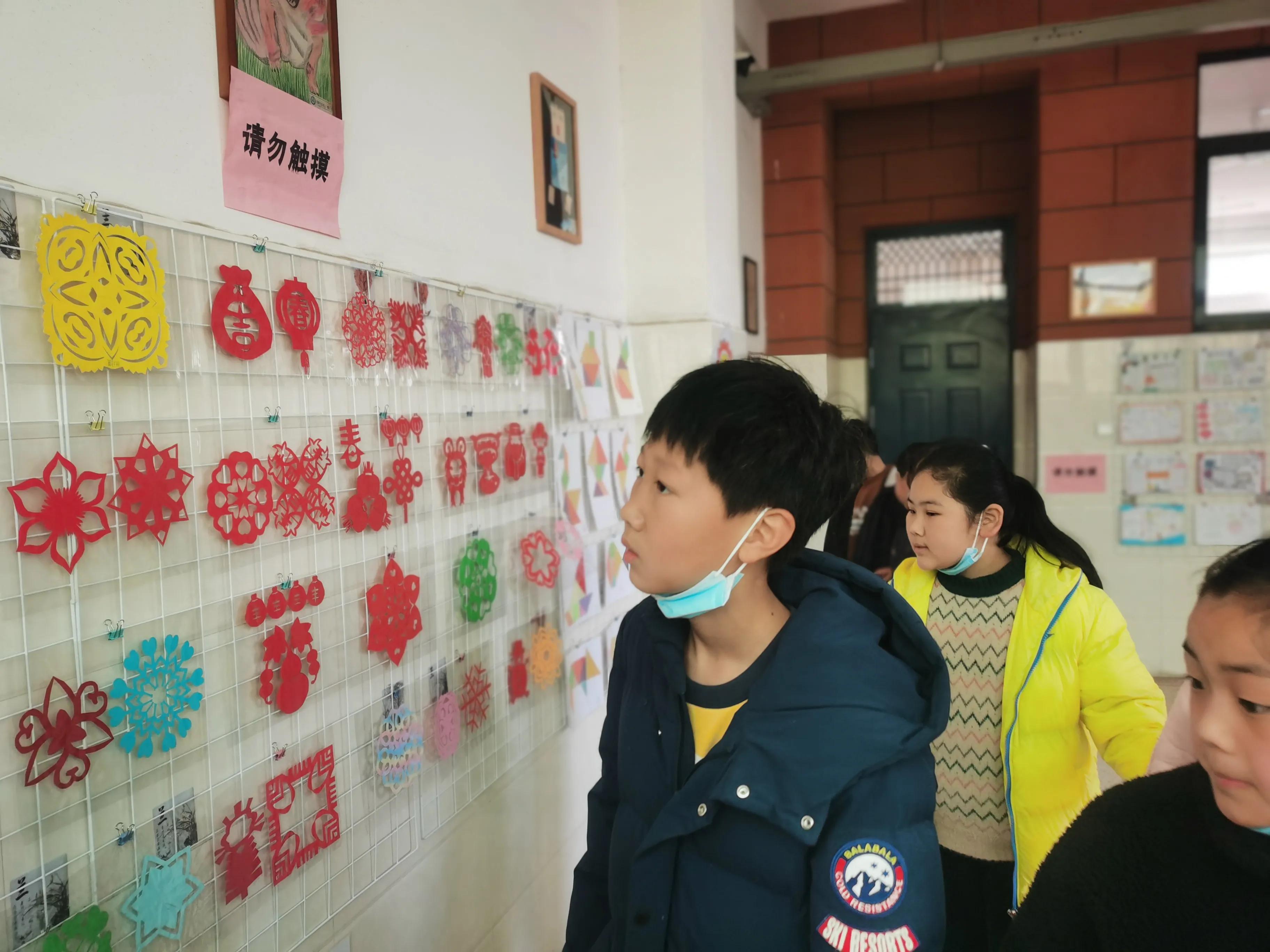 树立榜样表彰典型,身边榜样表彰活动