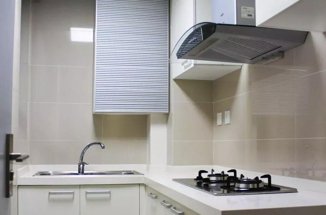 鏍″洯鍔炲叕浣撻獙,娌夋蹈寮忔牎鍥