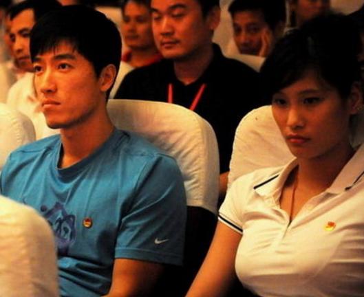 跳水运动员和游泳运动员,跳水运动员和游泳运动员哪个更难