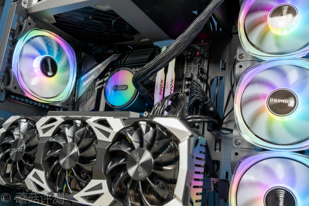 价格便宜性价比高的固态移动硬盘,镁光固态硬盘哪个性价比高