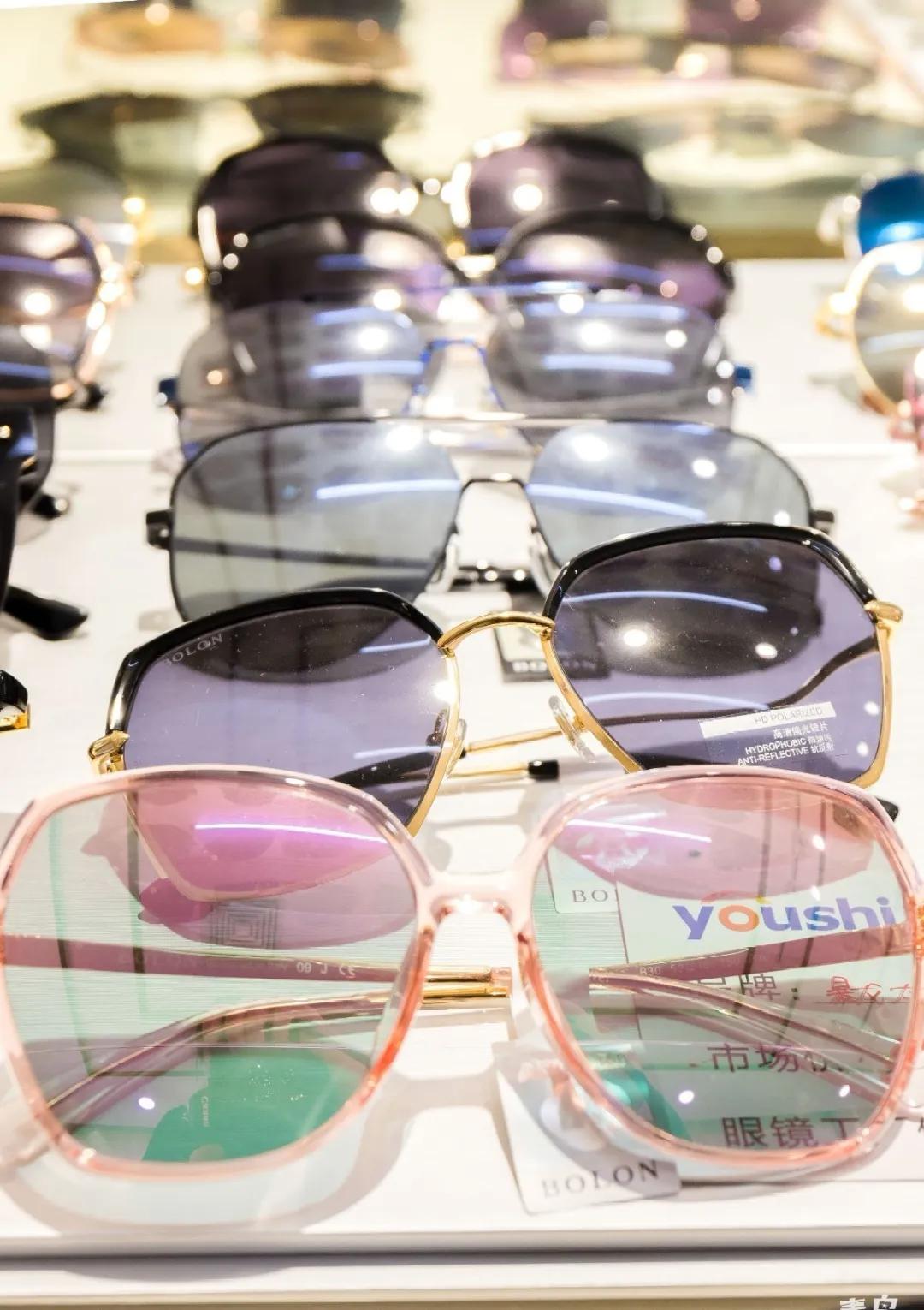 蔡司眼镜价格一览表2021打几折,蔡司眼镜团购套餐2023新款爆款