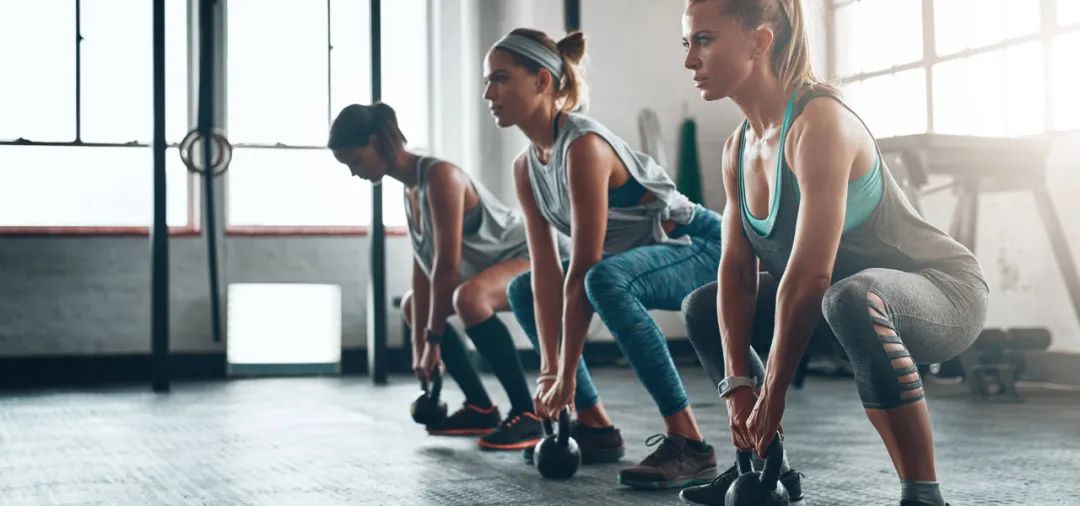 女生如何健身成又瘦又有点肌肉,女生健身怎么防止变成肌肉腿