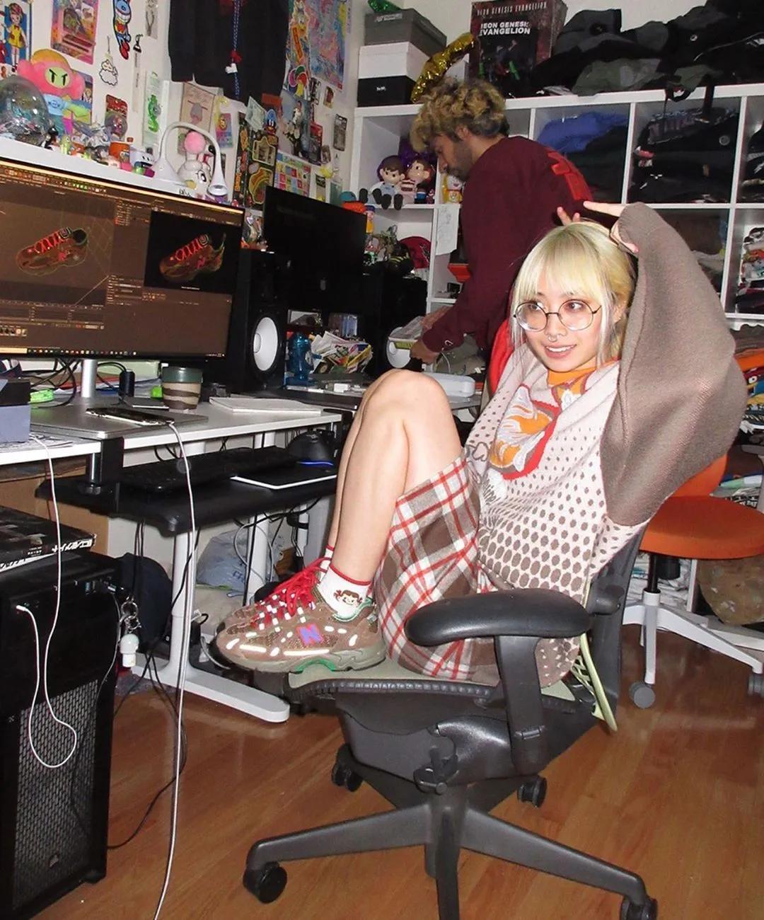 「每周联名X讯」众人骂丑，价格却直逼倒钩的鞋究竟长什么样？