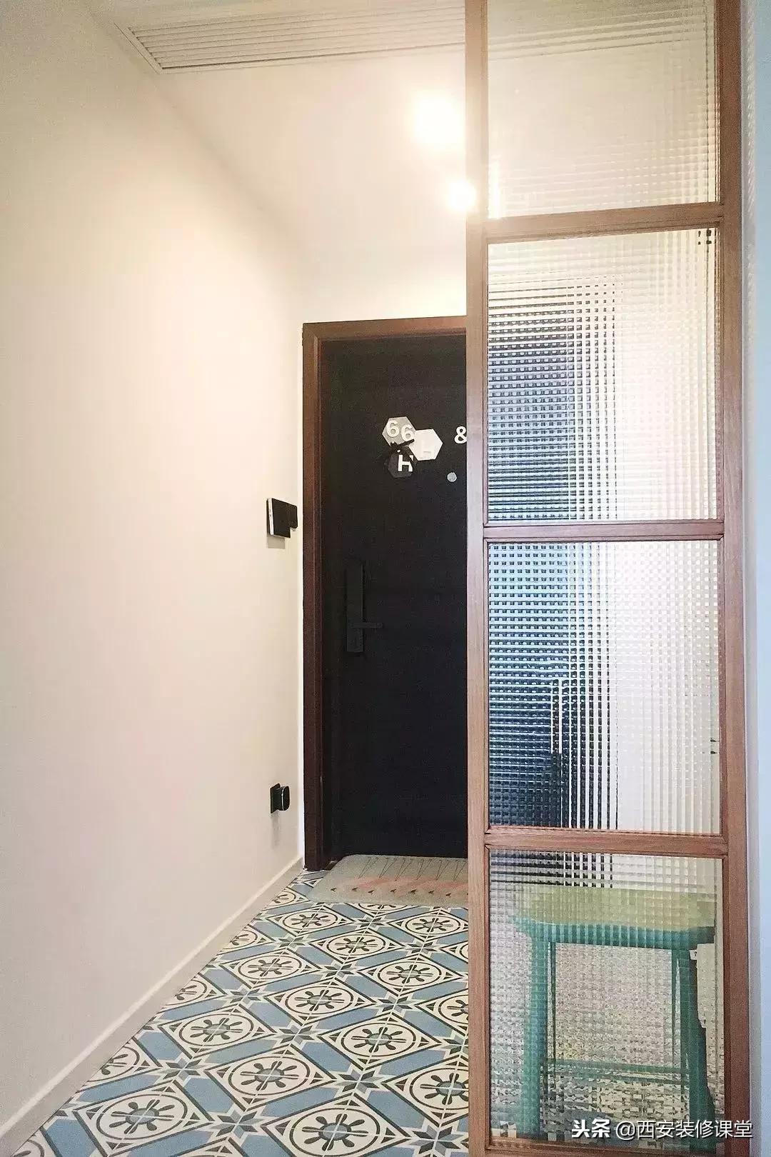 进门餐厅屏风隔断效果图轻奢,进门正对卫生间屏风隔断效果图