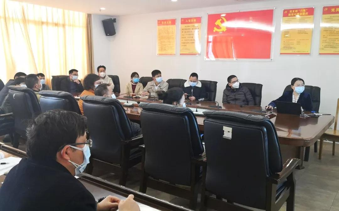 尽快遏制疫情蔓延势头,疫情防控形势依然严峻