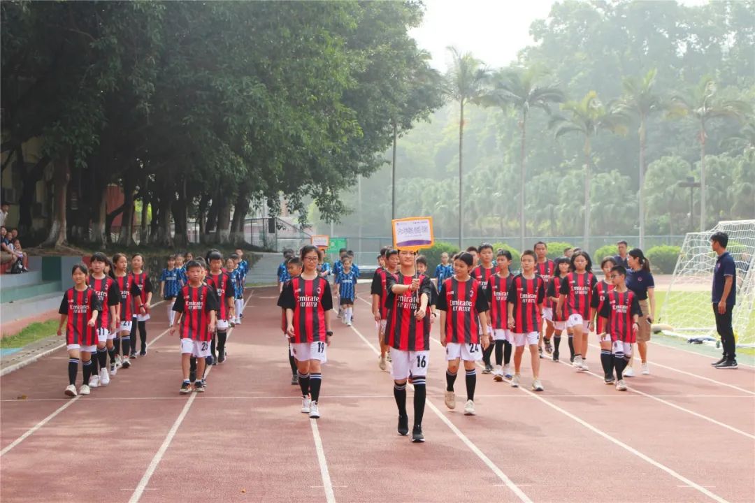 校园足球联赛拉开帷幕,点燃绿茵烽火