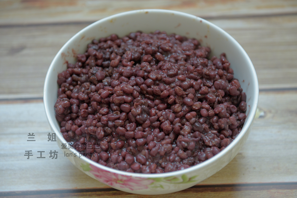豆沙枣泥馅是什么制作的,传统红豆沙馅的做法