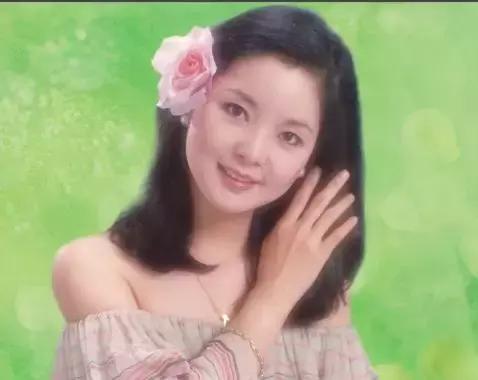 2018陈佳邓丽君歌曲演唱会,陈佳邓丽君2017演唱会又见炊烟