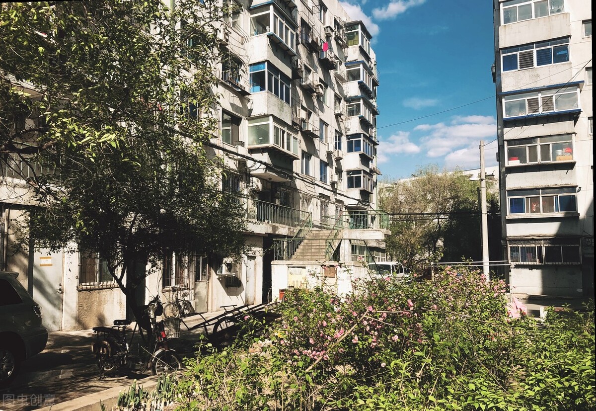 1楼2楼不同意装电梯怎么办,1楼不同意安装电梯合法吗