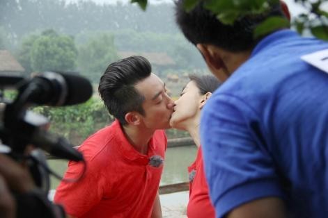 “夜店小王子”郑恺的瓜