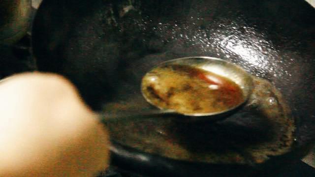 别再吃大盘鸡了！很多吃过的人为啥做不到？试着炒一次，忘掉很难