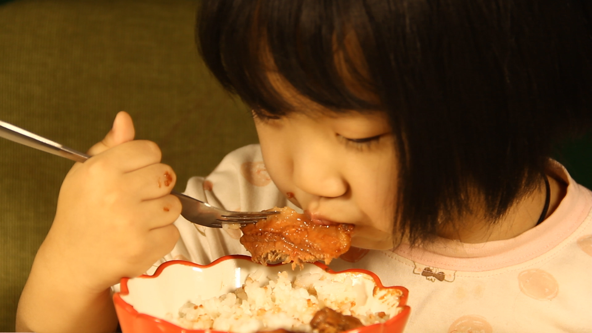 做腐乳为什么不能有油,做腐乳时不放红曲