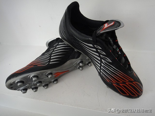 武磊二十四号球衣照片,武磊西班牙人7号球衣特写