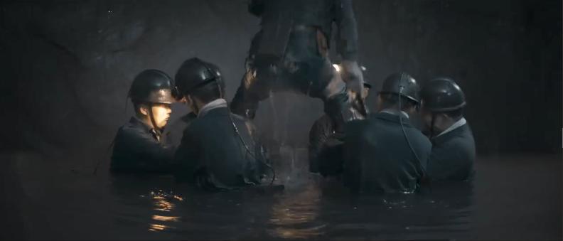 唐山大地震生还矿工,700米地下矿难真实救援视频