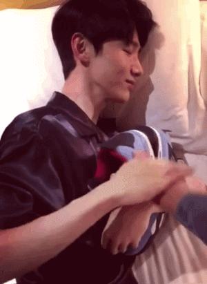 当男人穿高跟鞋是什么感觉,当男人穿了高跟鞋