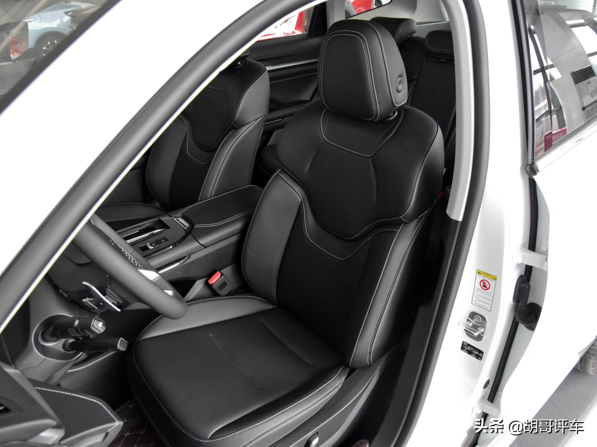 底盘升高的国产神车,底盘加强的车型