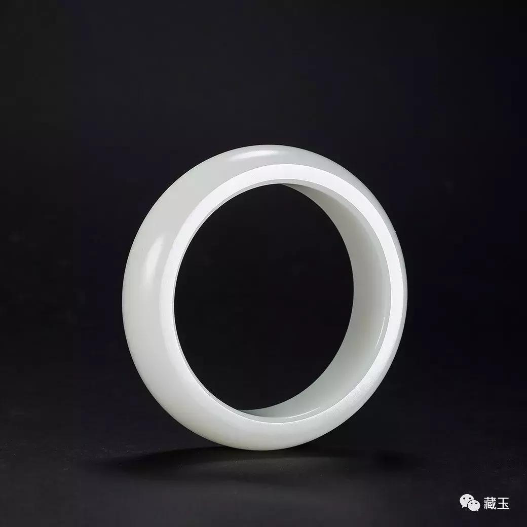 怎么戴玉镯不容易碎,怎么戴玉镯显得美