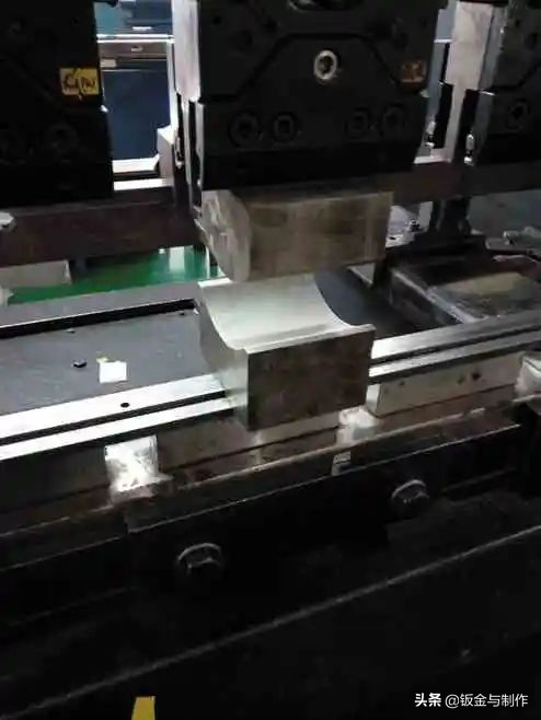 钣金弯了怎么修复,钣金折弯工艺瓶颈