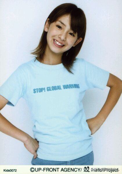 菅谷梨沙子穿搭,日本美少女针织衫穿搭