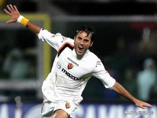 绿茵场上的庆祝动作,绿茵场上庆祝动作