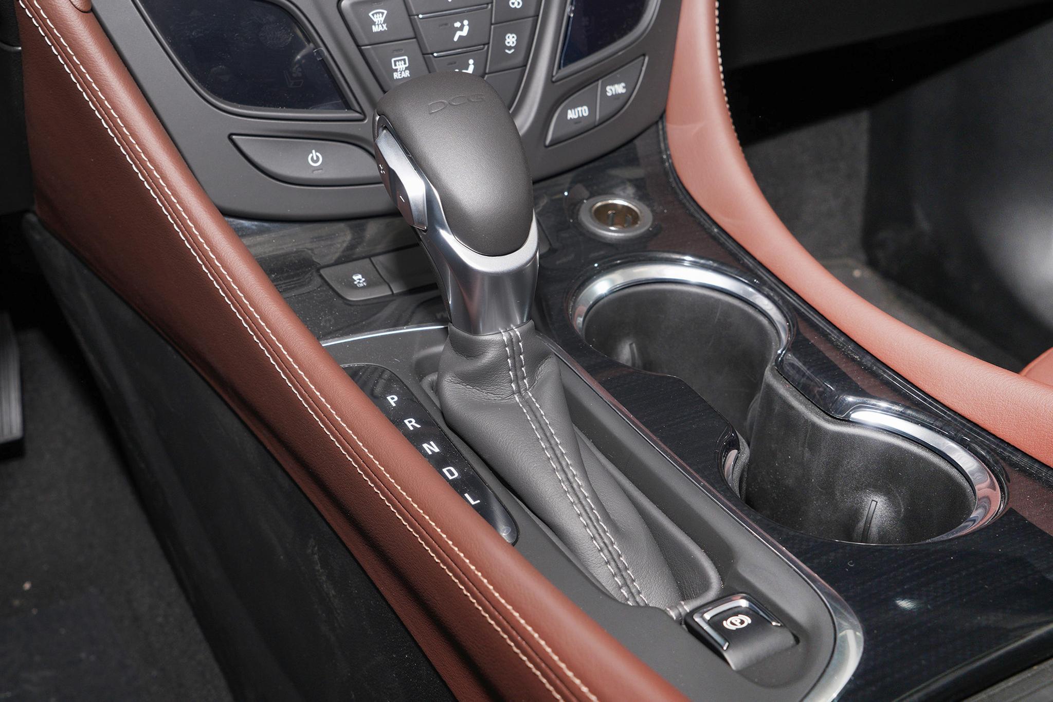 昂科威点烟器不通电尾门打不开,昂科威点烟器卡不住