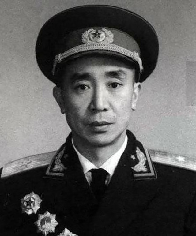 江腾蛟妻子:为丈夫求情四处奔走,晚年定居太原以18级行政离休