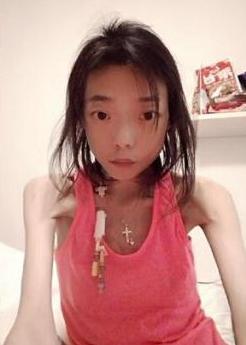 伍智恒年轻照片,伍智恒年轻模样