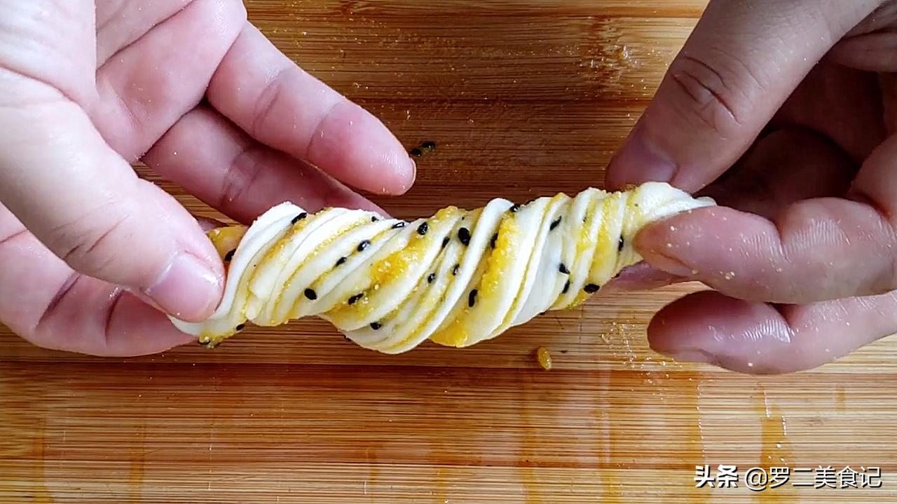 老面发好的蒸花卷要不要2次醒发,面发好了怎么蒸花卷