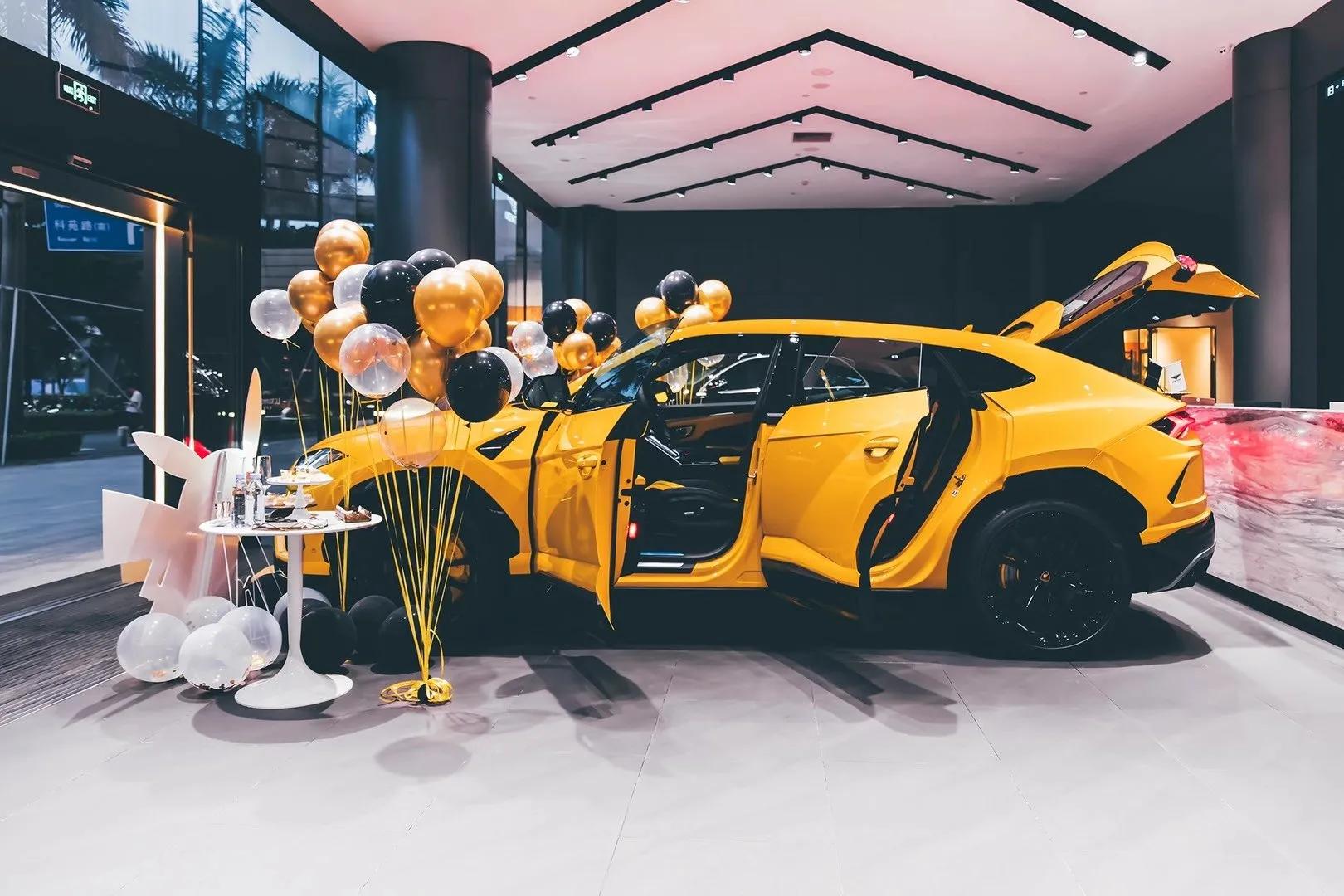 车从公司名下转到个人名下交税 (把公司名下的车移到个人名下)