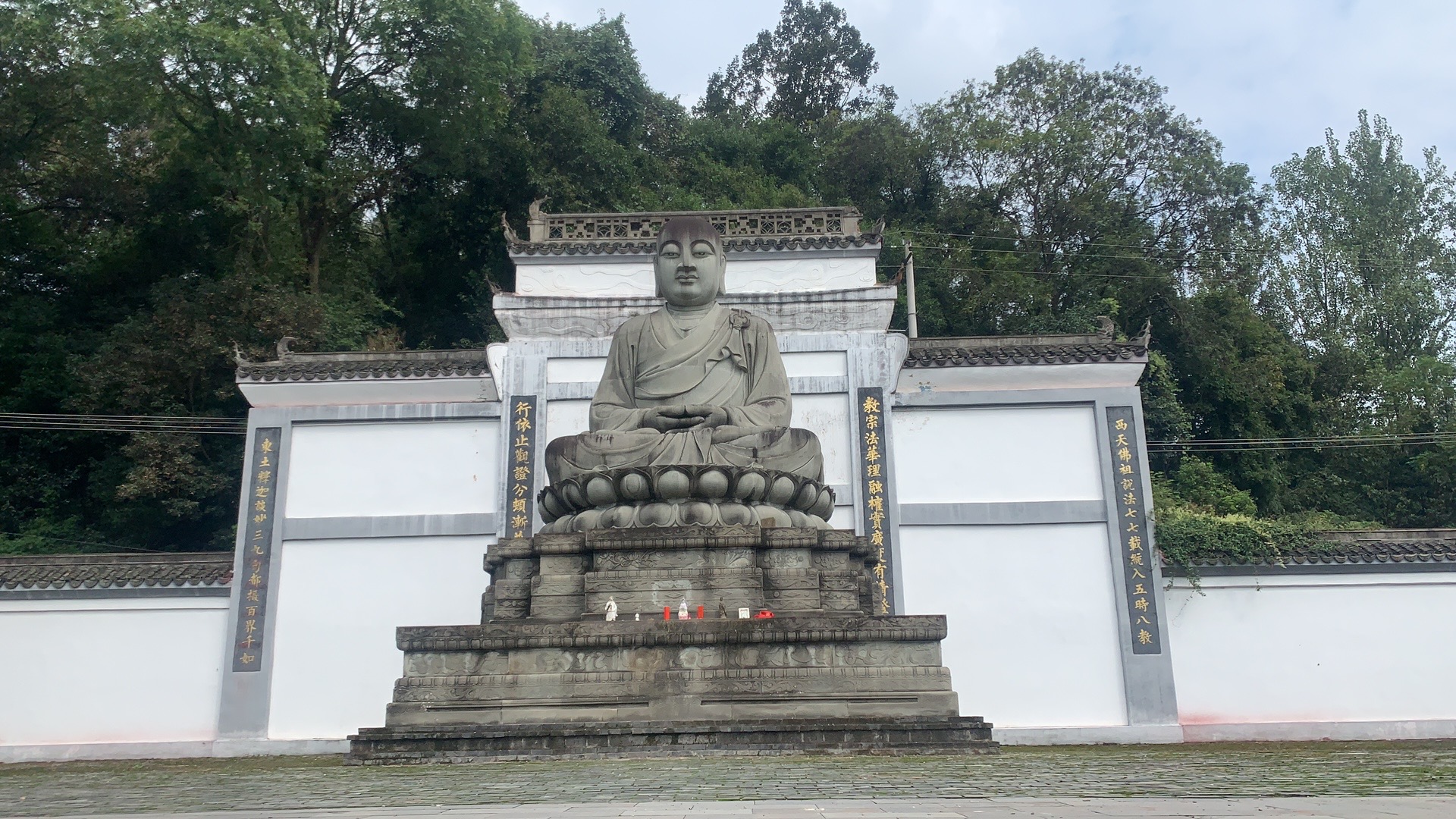 玉泉寺关公显圣,关公玉泉山显圣神像