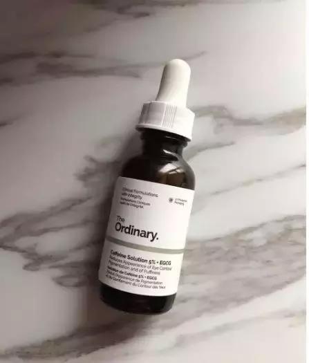 有眼袋太显老祛眼袋这里有妙招,有眼袋显老十岁一招教你消除