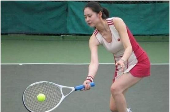 “体坛叛徒”胡娜：为绿卡赛场消失公然叛逃美国，今却想回国捞金