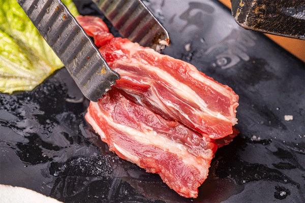 韩国人必吃烤牛肠,韩国排名第一的烤牛肠