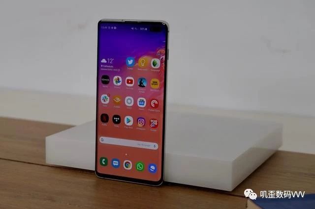 三星s10+在2022年值得入手吗,三星s10+手机价格是多少