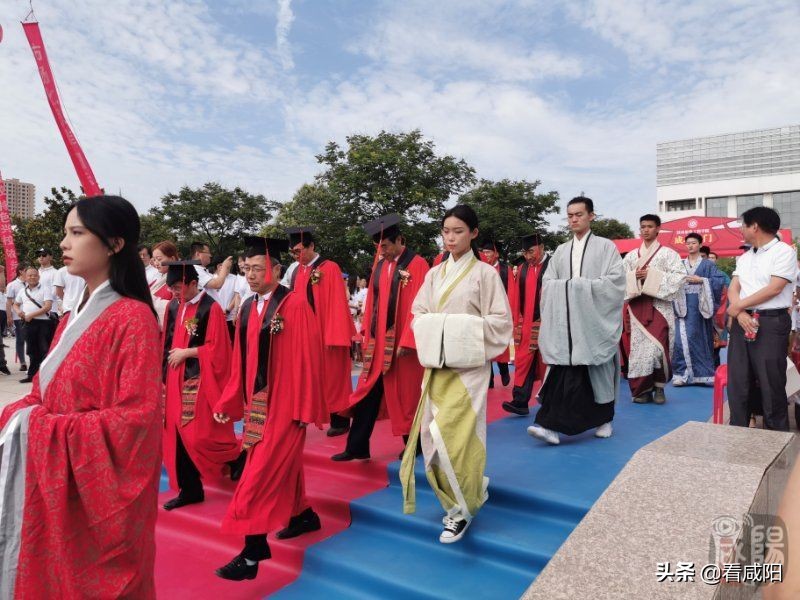 陕西服装工程学院23年新生反应,陕西服装工程学院主要是学什么的