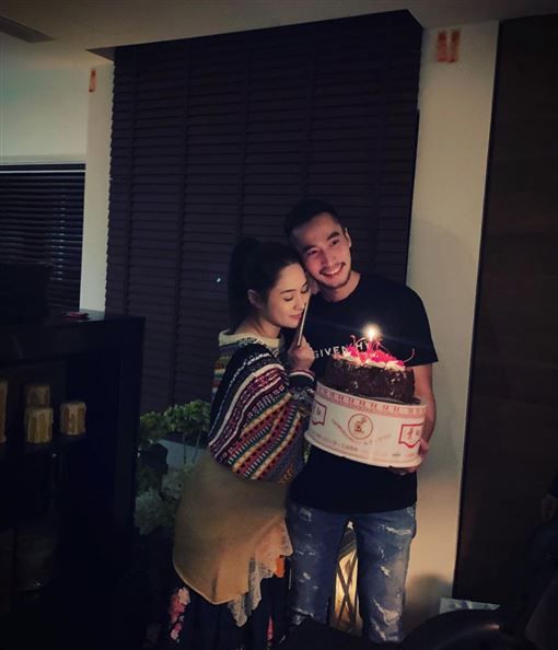 细究阿娇赖弘国分居原因，无子或是关键，女方“看不上”早有端倪