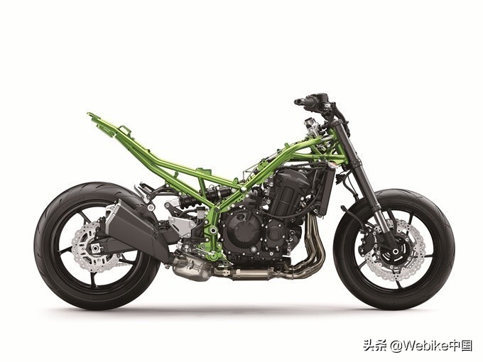 川崎z900跟川崎z1000有什么差别,川崎Z900驾驶体验