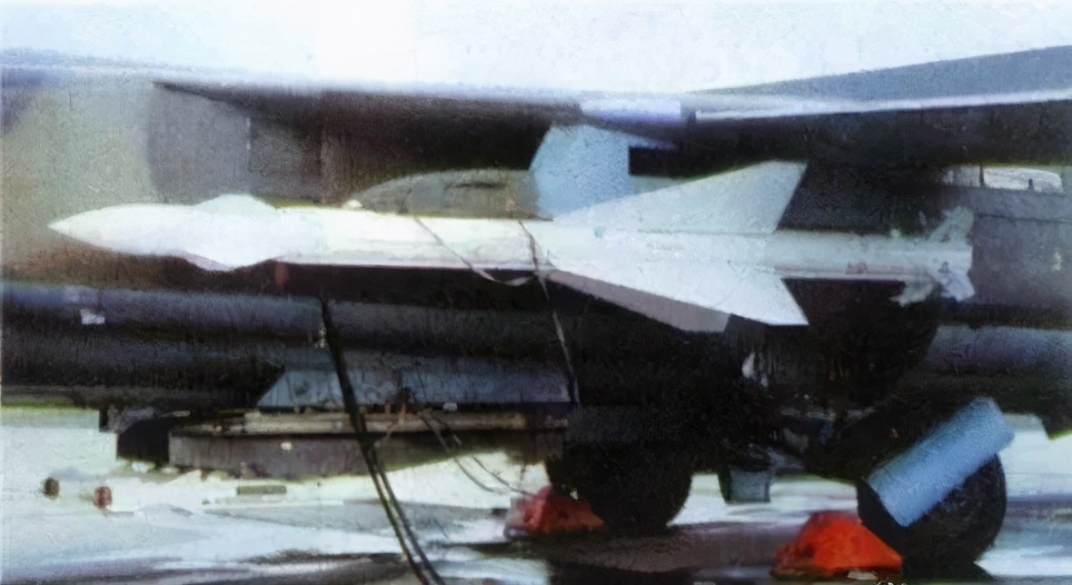 二战战斗机打得过现代战斗机吗,二战时期最强喷气式战斗机