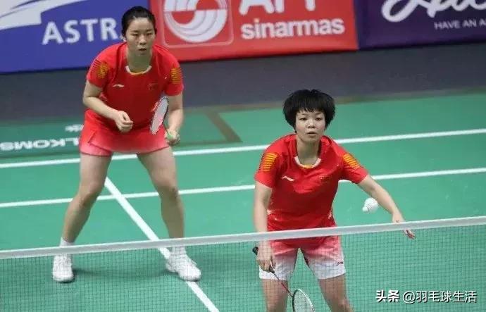 羽毛球易犯错的规则,羽毛球十大错误判罚