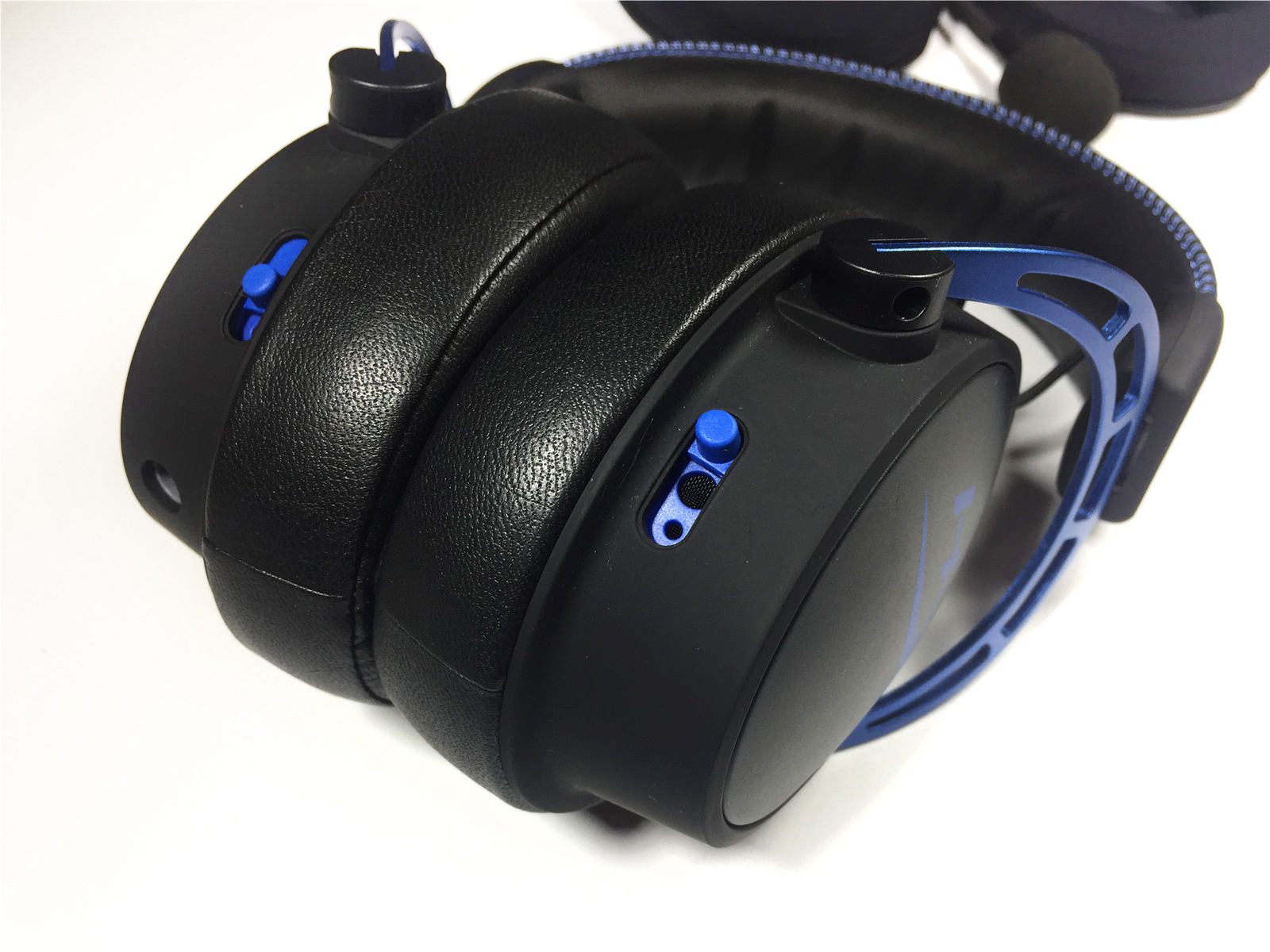 体验hyperx阿尔法加强版游戏耳机,hyperx阿尔法无线游戏耳机