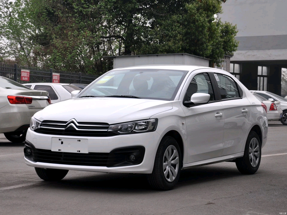 雪铁龙爱丽舍手动低配落地多少钱,雪铁龙爱丽舍2016款手动裸车价