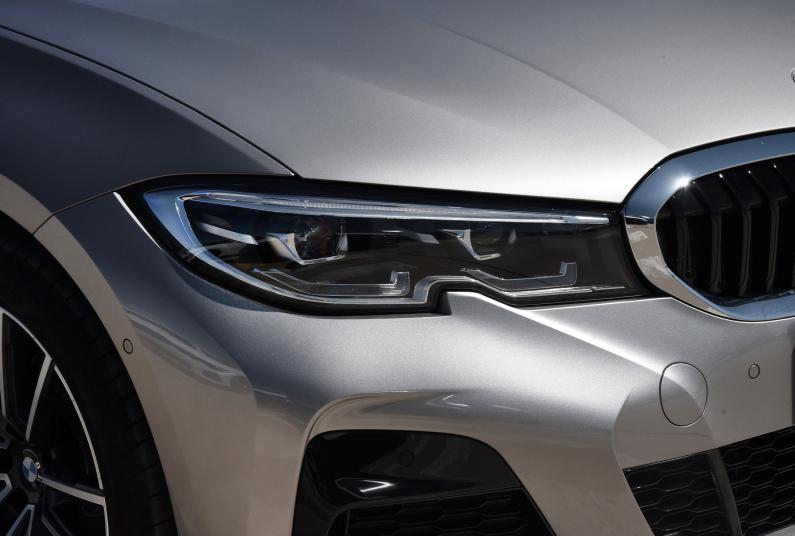 41万提了低配宝马,29万提325i