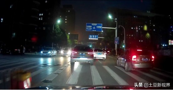 前后双录行车记录仪测评,前后双摄记录仪测评