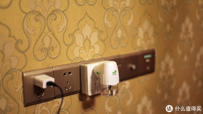 施耐德绎尚开关带小夜灯,施耐德绎尚智能插座