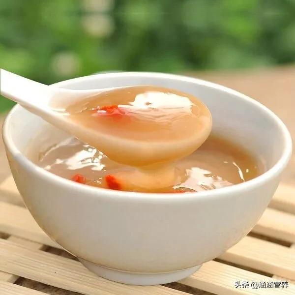 皮肤变黄体重变瘦是怎么回事,皮肤发黄暗沉女人