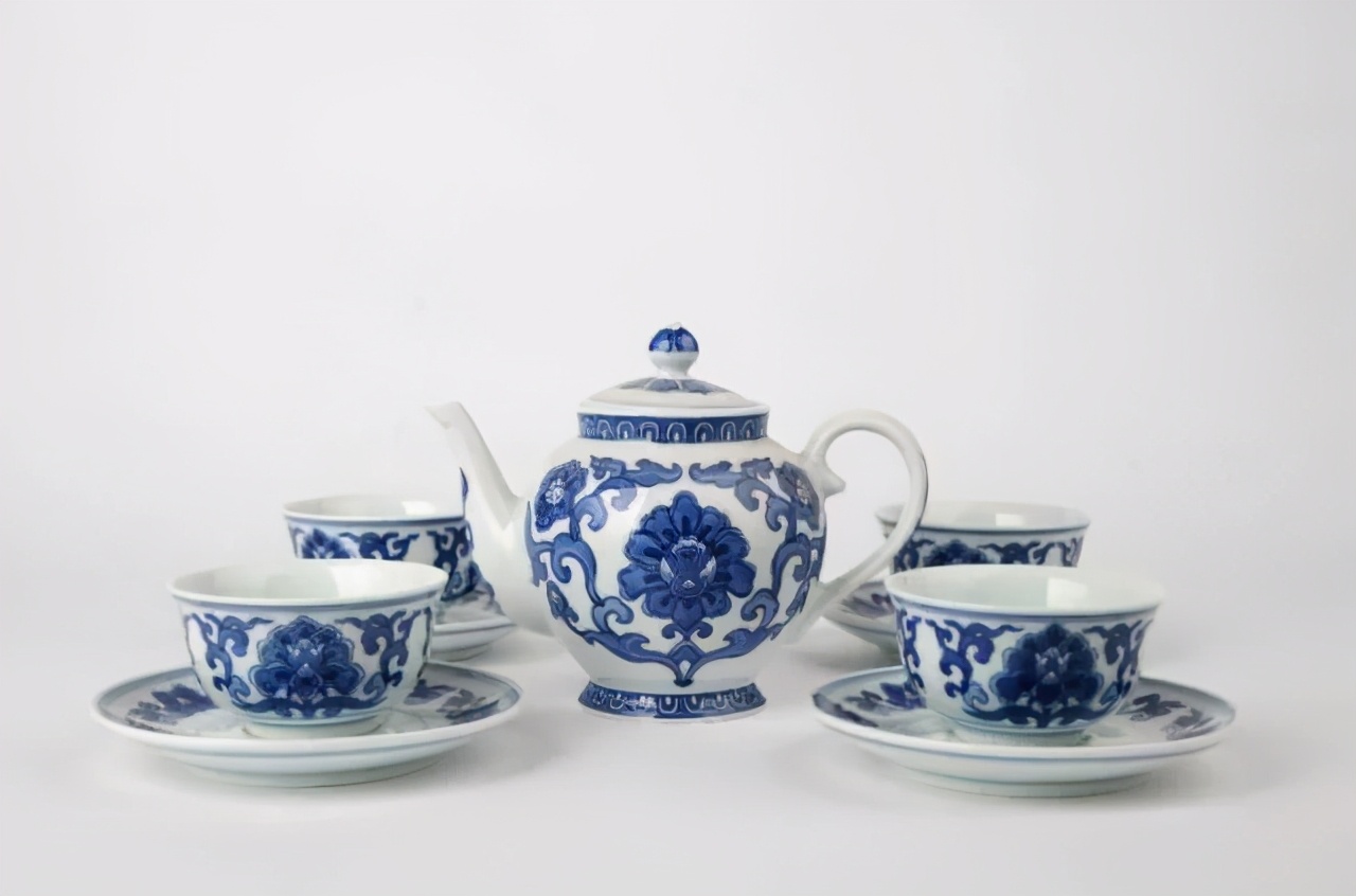 景德镇压手杯推荐,景德镇最出名的压手杯