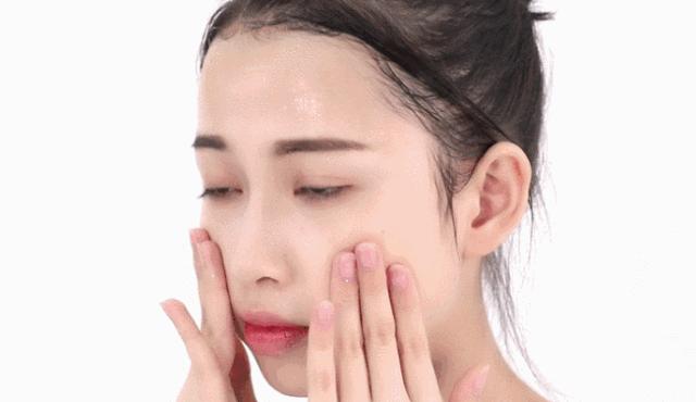 推荐水乳油皮痘肌秋冬季,混油皮夏季水乳