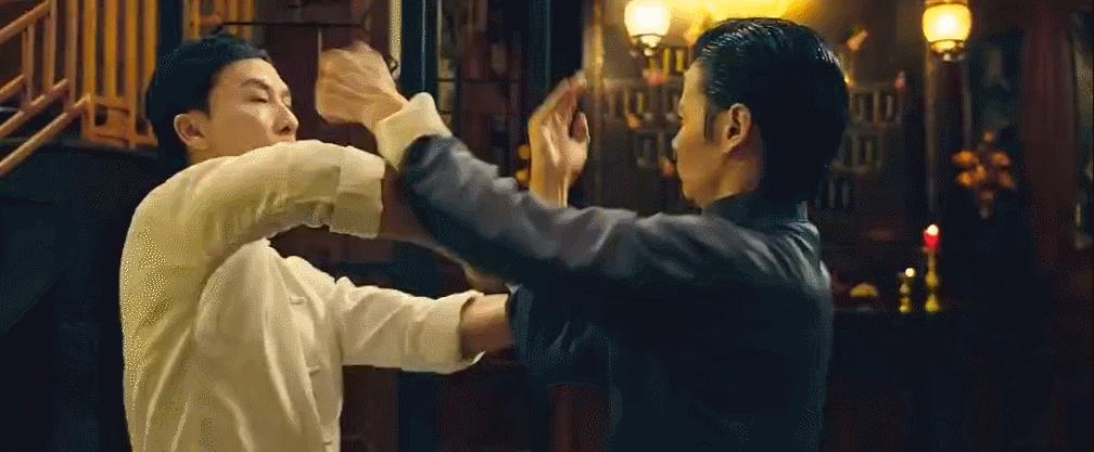 叶问大战泰森谁厉害,叶问大战泰森谁赢了